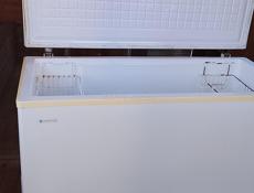 Продам морозильник о цене договоримся телефон +79189132665 ватсап 