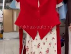 Срочно продам новый костюм 44 размер 