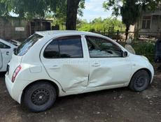 Ниссан Марч 1.3 