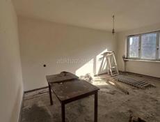 Продам 1 ком. по 1 кругу на Новом районе