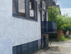 Сдается квартира район рынка ,Ардзинба 150