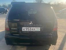 Mitsubishi Grandis