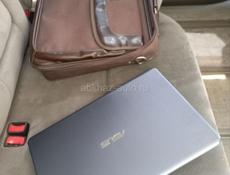 Ноутбук Asus
