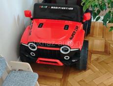 Игрушка jeep