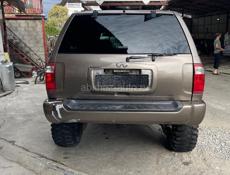 Infiniti QX4