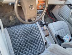 Mercedes-Benz 124