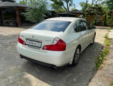 Nissan fuga