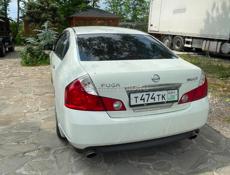 Nissan fuga