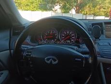 Infiniti M35