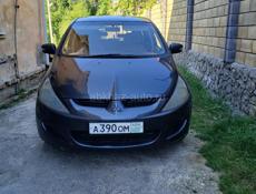 Mitsubishi Grandis