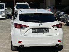 Mazda Аxela