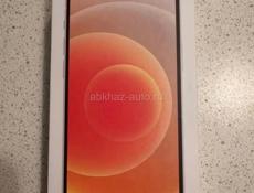 iPhone 12 белый 128 ГБ