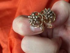 Продам золотые серёжки проба 685 