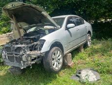 Nissan Cefiro