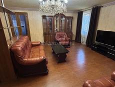 Сдается на 1 год,3 к.кв в центре по.Мира,60 т.р в месяц