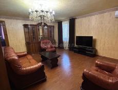 Сдается на 1 год,3 к.кв в центре по.Мира,60 т.р в месяц