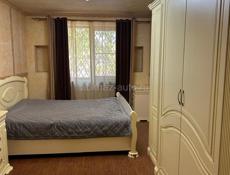 Сдается на 1 год,3 к.кв в центре по.Мира,60 т.р в месяц