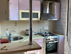 Сдается на 1 год,3 к.кв в центре по.Мира,60 т.р в месяц