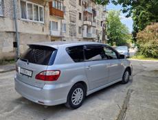 Toyota Ipsum