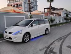 Mitsubishi Grandis