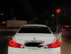 Nissan fuga