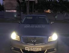 Infiniti M35