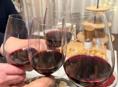 Вино 🍷 черное сухое полусладкое два вида 