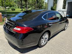 Nissan fuga