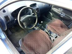 Mitsubishi Carisma