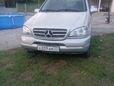 Mercedes-Benz ML