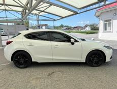 Mazda Аxela