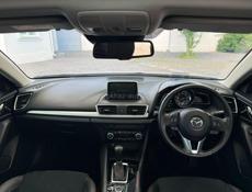 Mazda Аxela
