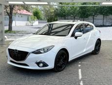 Mazda Аxela