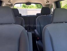 Honda FR-V