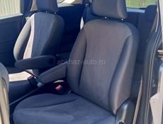 Honda FR-V