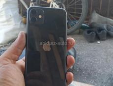 Продам iPhone 11 на 128 гигов
