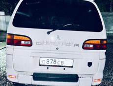 Mitsubishi L 400