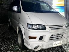 Mitsubishi L 400