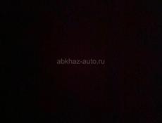 Работник гастронома в магазин (продавец )