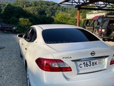 Nissan fuga