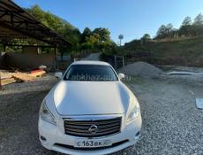 Nissan fuga