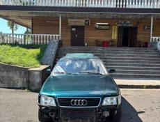 Audi 100