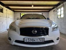 Nissan Fuga