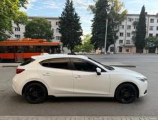 Mazda Аxela