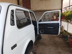 ВАЗ 2121