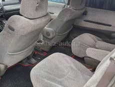 Mitsubishi Space Wagon
