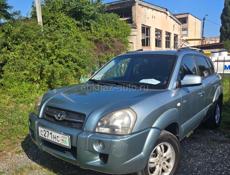 Автомобиль Hyundai Tucson