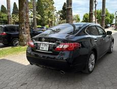 Nissan fuga