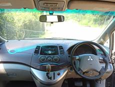 Mitsubishi Grandis