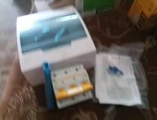 Модульный корпус пластиковый,нулевик,трёх фазный автомат 100А.